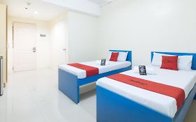 Reddoorz @ Insular Square Mandaue City